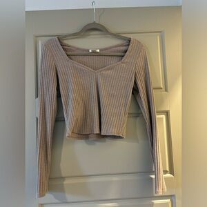 Cropped long sleeve top
